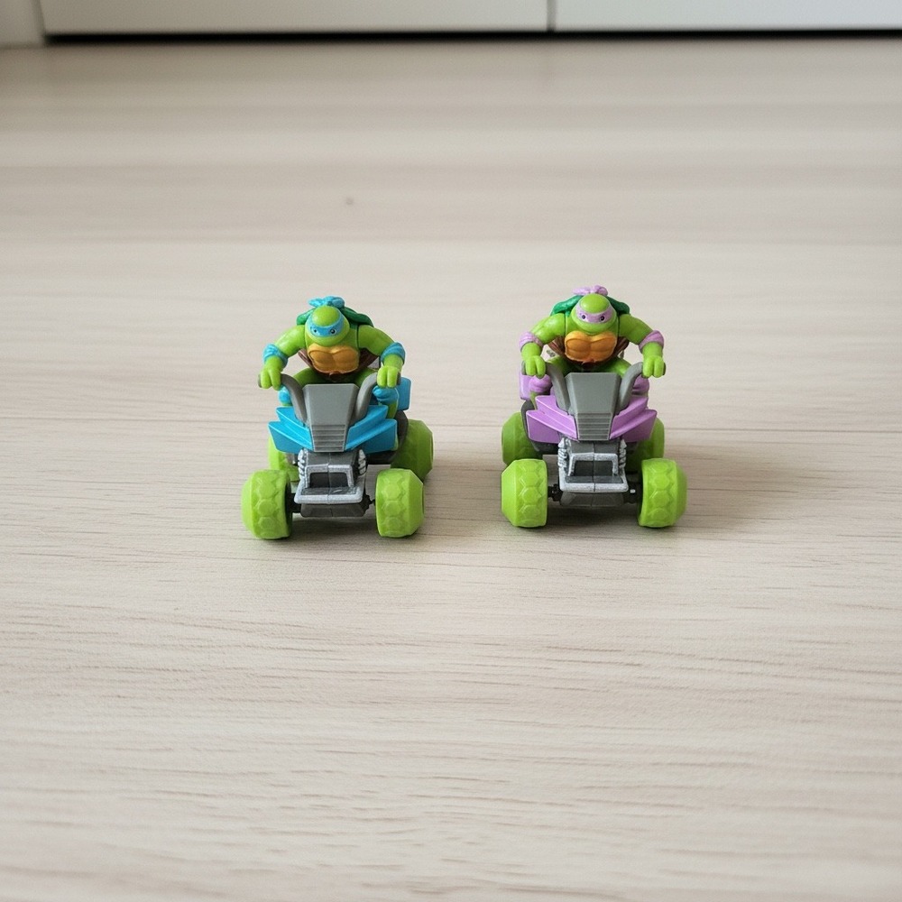 TMNT Leonardo Donatello Pull Back ATV Vehicles Viacom 2024‎ Mutant Mayhem Lot 2